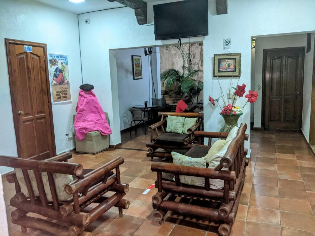 Hotel Aluge Santo Domingo Eksteriør bilde