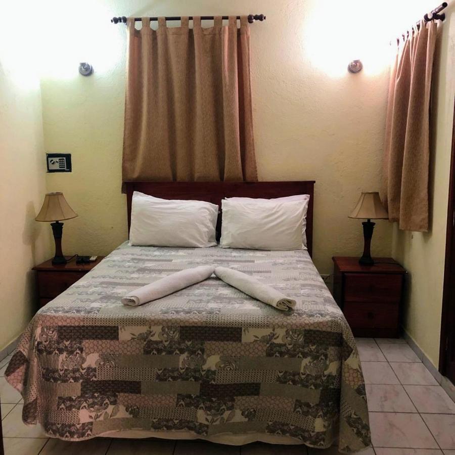 Hotel Aluge Santo Domingo Eksteriør bilde